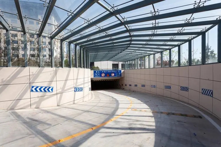 地下車庫(kù)頻繁開(kāi)啟，使用壽命問(wèn)題