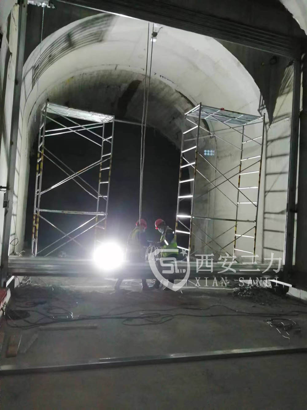 山西一高速公路隧道防火卷簾、防
